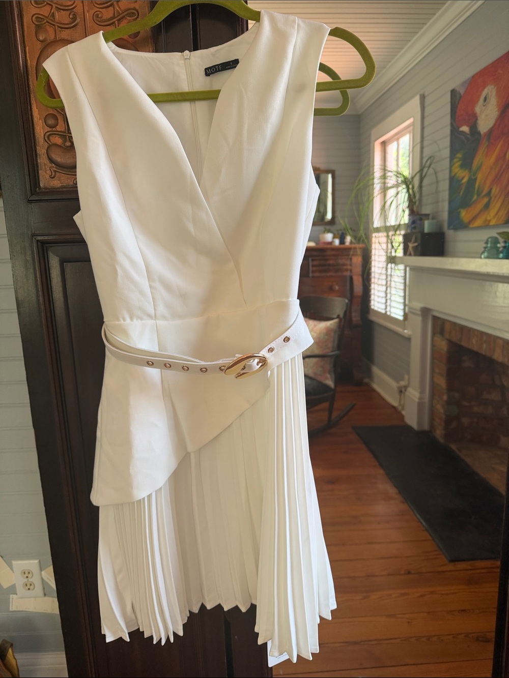 MOTF White Sleeveless Pleated Wrap-Style Mini Dress with Belt